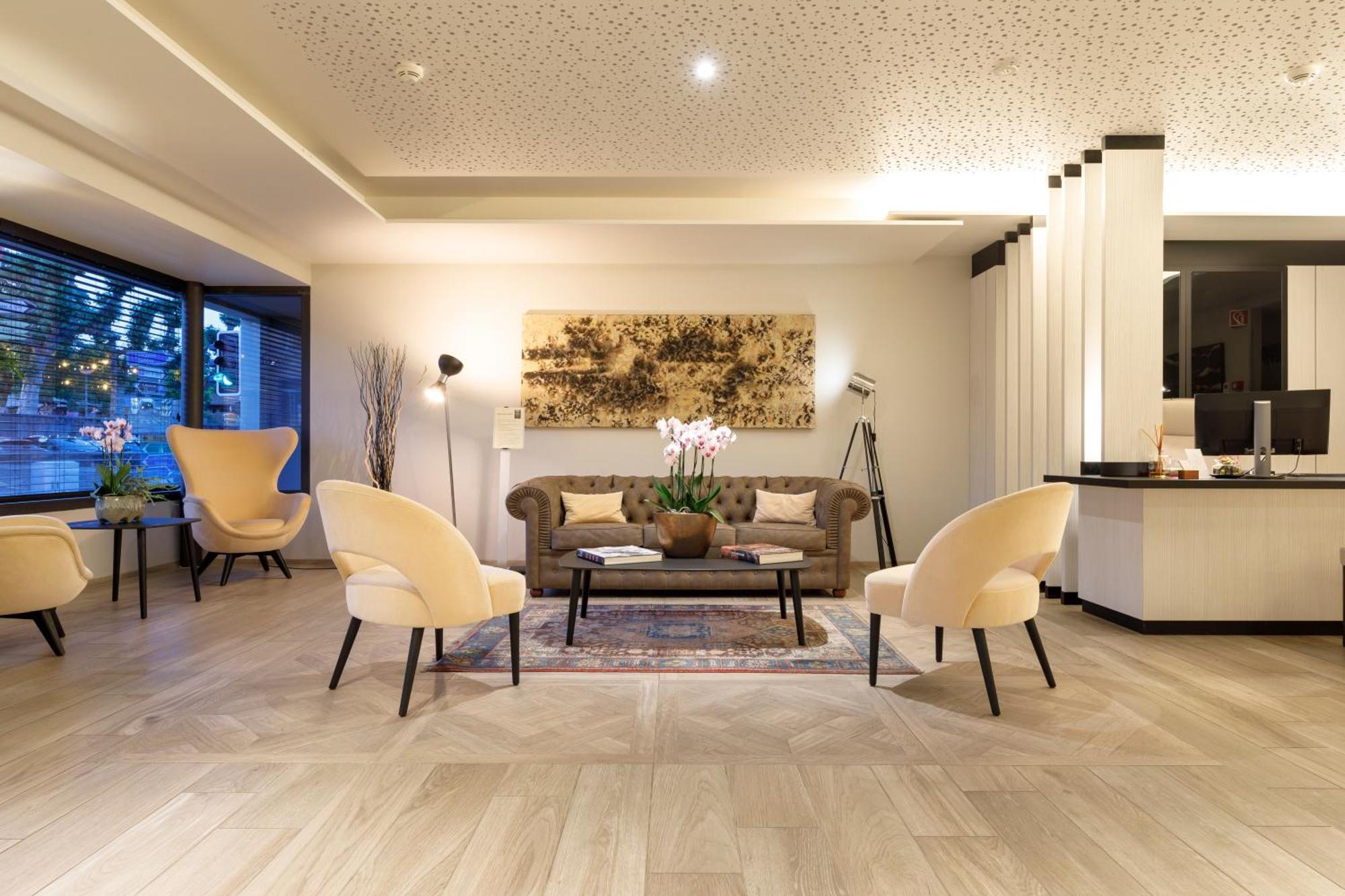 Ambassador Boutique Hotel Nyon Exterior photo