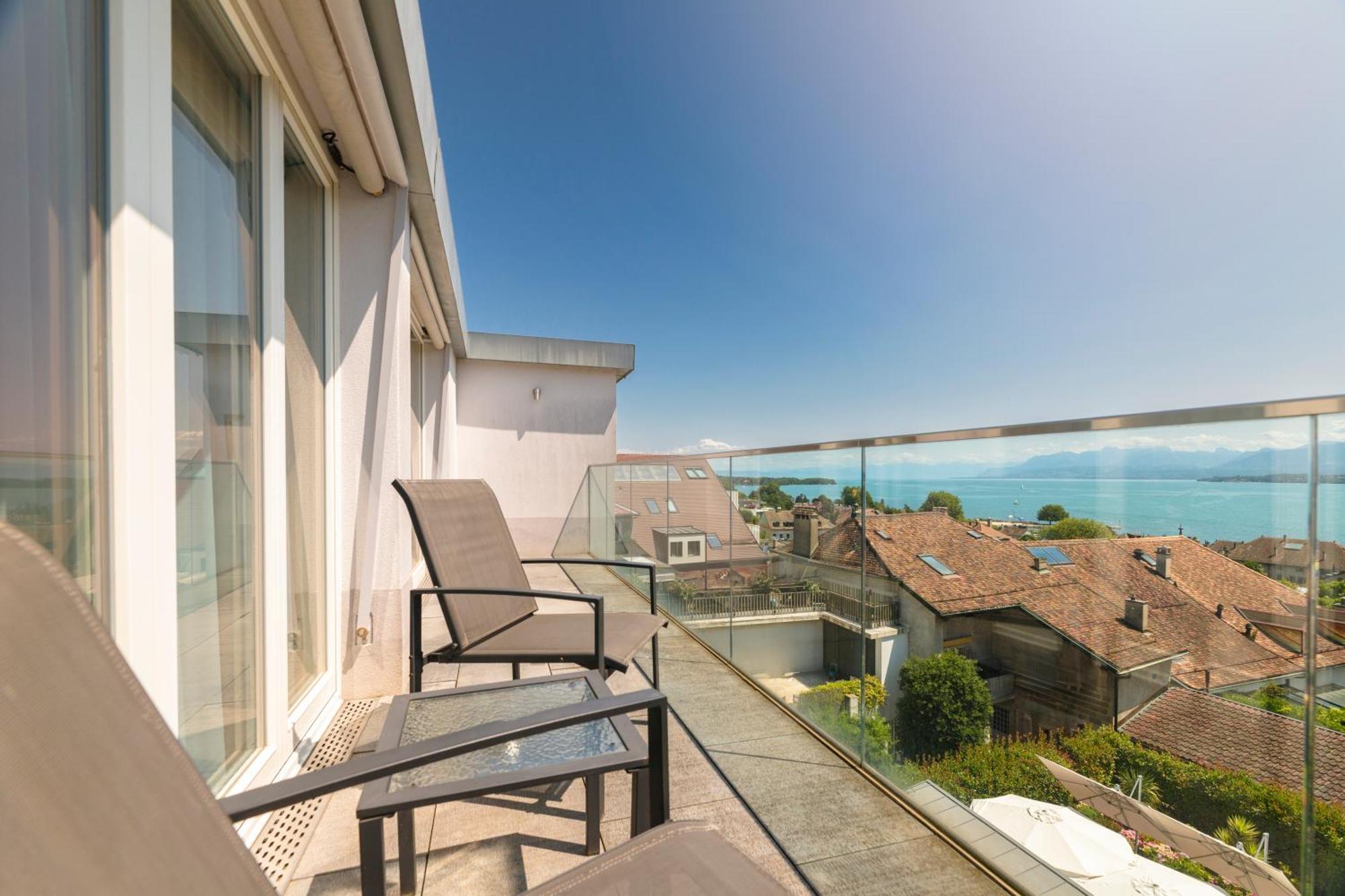 Ambassador Boutique Hotel Nyon Exterior photo